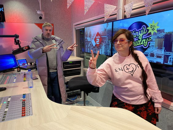 Tinkebell is tafeldame van De Wild in de Middag