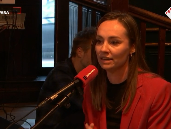 Politici Micha Mos en Ilana Rooderkerk over kerstverlichtingmeldplicht in Amsterdam