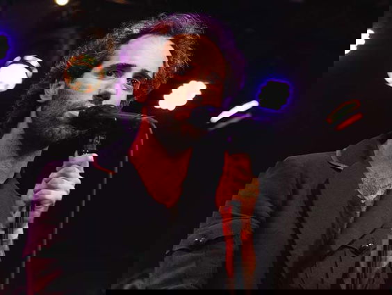 Navarone - Keep On Running live in Muziekcafé