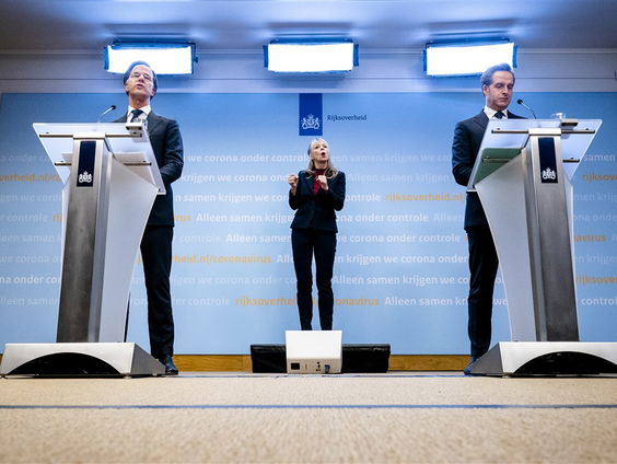 NOS Jeugdjournaal houdt kinderpersconferentie, Emmely spreekt presentator Joris