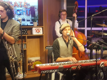 Jan Terlouw Junior & The Nightclub - 'Mister Nothing' live @ Roodshow Late Night