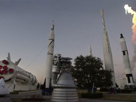 Diederik Jekel legt uit wat satelliet TESS in de ruimte gaat doen