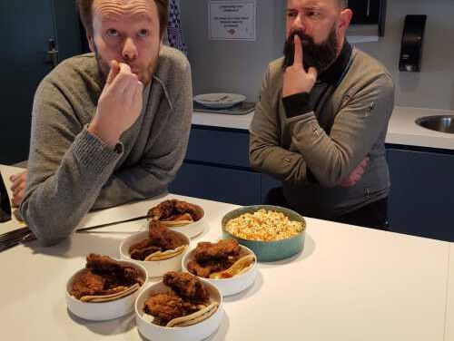 Ramon Brugman maakt crispy chicken pannenkoeken