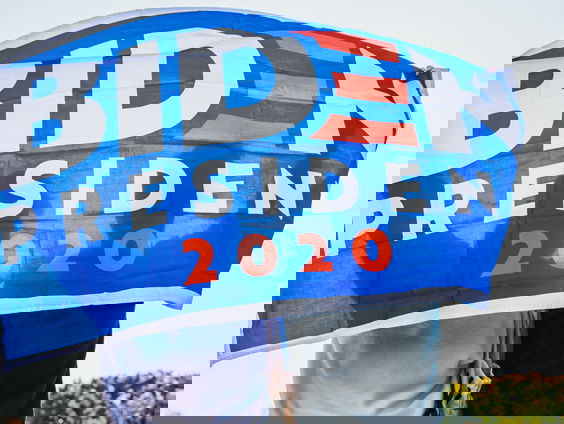 De eerste 100 dagen van Joe Biden: onzichtbaar, eigen platform en verdeeldheid