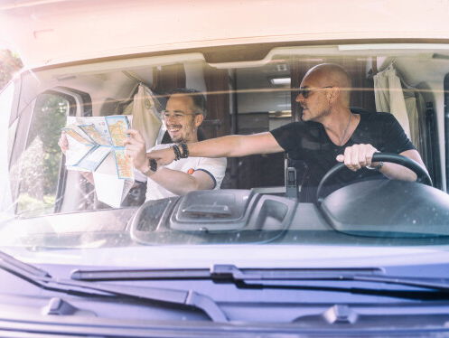 Wout & Frank vertrekken met de KWF Collectecamper