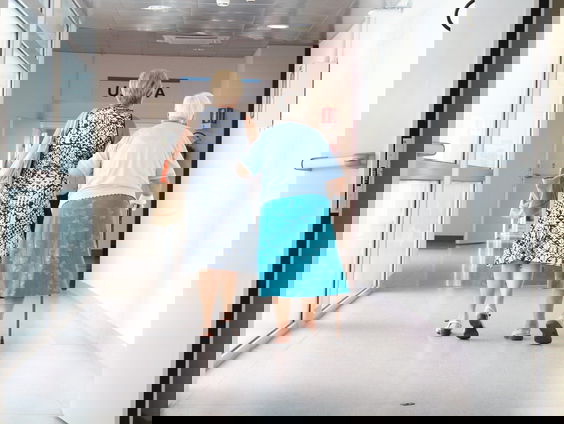 Betere beloning voor zorgverleners? Renske Leijten hoopt dat derde stemming scheepsrecht is