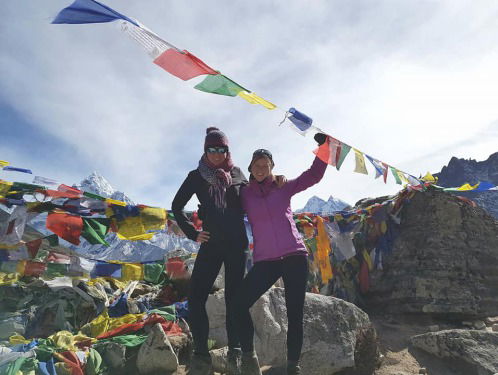 Deze helden lopen drie weken om Sherpa-familie te helpen