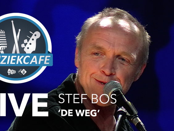 Stef Bos - 'De Weg' live bij Muziekcafé