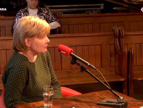 Tuur Elzinga en Kitty Jong willen allebei voorzitter van de Vakbond FNV worden. Een debat