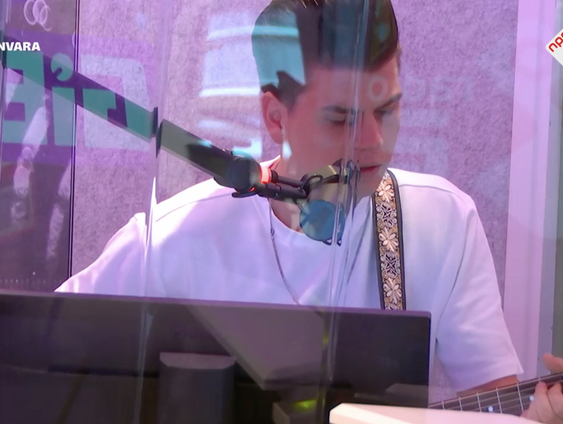 Mick Stender- In the arms of a woman (Live @ Giel)