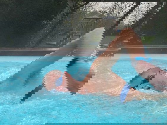 Maarten van der Weijden heeft na 3 dagen zwemmen al €50.000 opgehaald