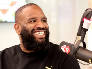 Tarik interviewt Willie Wartaal