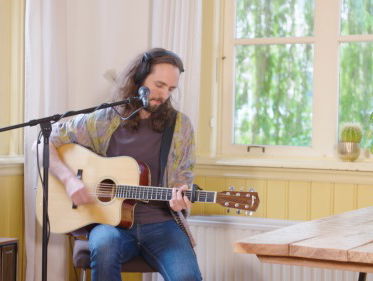 Tim Dawn schrijft nummer over lockdown