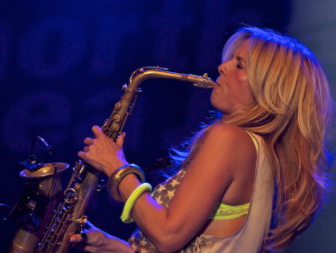 Waar krijgt Candy Dulfer Fever van?