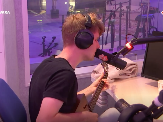 Melle - Y (Live @ Giel)