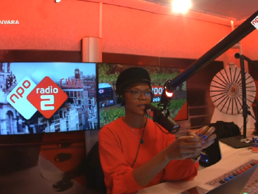 Douwe Bob vindt zichzelf beter in seks dan in de liefde