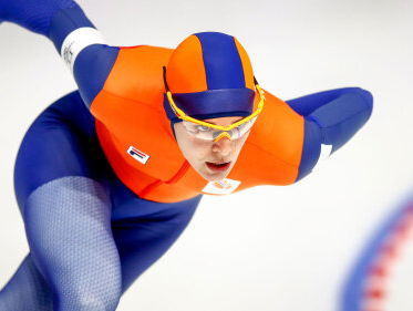 Schaatster Marrit Leenstra vraagt 'Never Give Up' aan voor