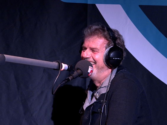 De ingrediënten voor een kersthit volgens Mell & Vintage Future: "Je moet er een hekel aan hebben"