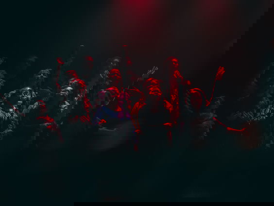 Luisteraar Stefan verrast door bekende, ongenoemde, achtergrondkoren