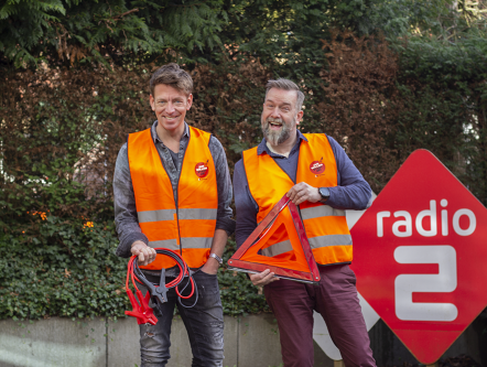 Wat een pech! Een hesjesregen voor luisteraars Margriet, Sem en Carola