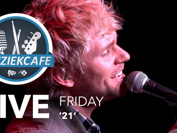 Friday - '21' live bij Muziekcafé