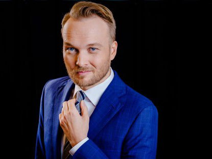 Arjen Lubach vraagt plaatje aan voor vriendin