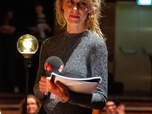 Staatsdichter Tessa de Swart met een vers gebroken hart