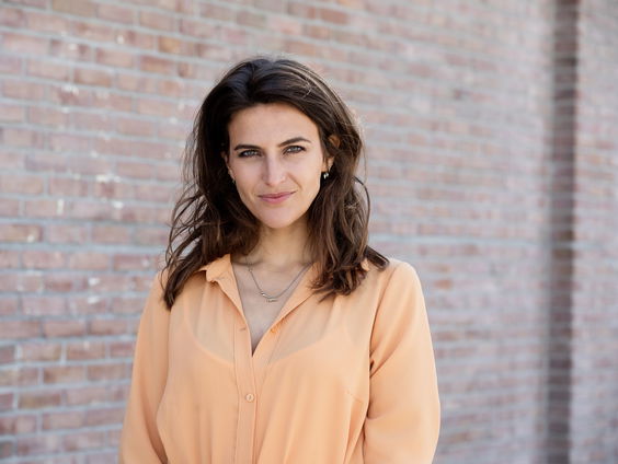 Anna Gimbrere is de nieuwe presentatrice De Monitor