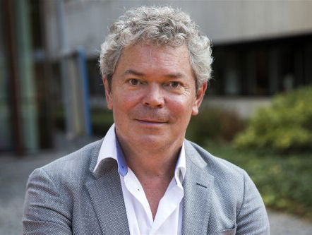 Coen Verbraak brengt boek 'Oorlogskinderen' uit