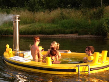 Varen in een hottub