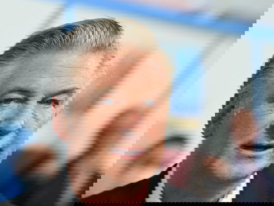 Robbert Blokland over Alec Baldwin die tijdens filmopnames cameraregisseur doodschiet: "Heel vreemd"