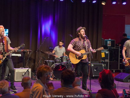 Bart verrast Voltage: vanavond de kersverse TopSong op het online festival