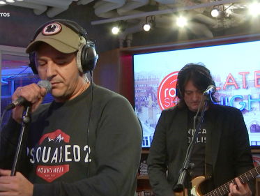 Najib Amhali - ‘Alles Komt Goed’ live @ Roodshow Late Night