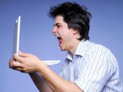 De politie waarschuwt voor afpersmailtjes!