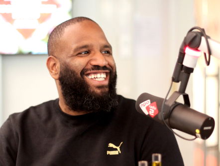 Emmely belt met Willie Wartaal