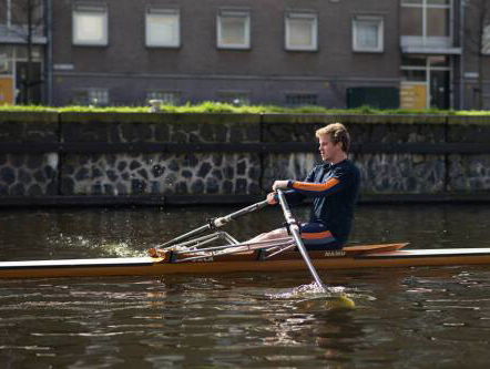 Hoopvolle Honderd: Camiel Sprey roeit 113 kilometer voor zelfmoordpreventie