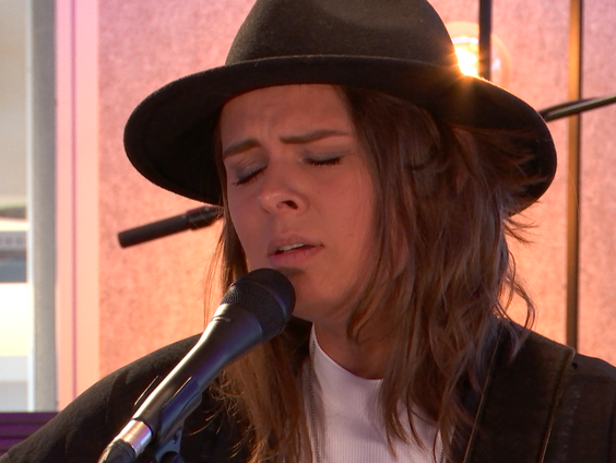 Mell & Vintage Future - 'Forever' live bij Muziekcafé