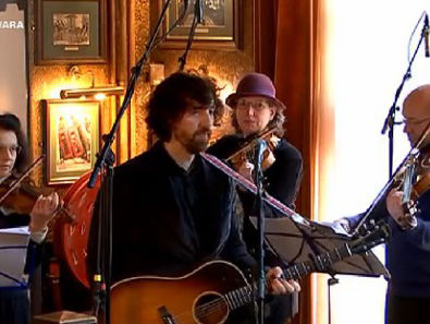 Jonathan Jeremiah & Amsterdam Sinfonietta - Happiness