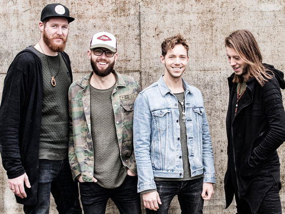 'A TU LADO' is het nieuwe nummer van Trinity