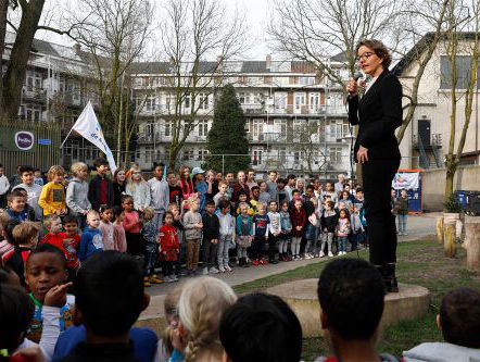 Sanne Wallis de Vries over buitenlesdag