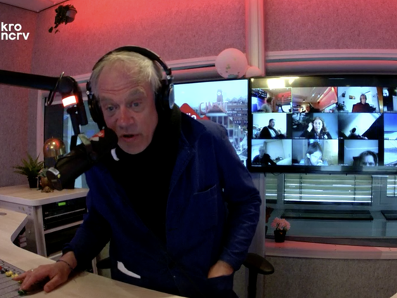 De Staat maakt een rondje langs de contactberoepen: van rijschool tot tattooshop!