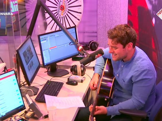 Emil Landman - Someday (The Strokes Cover) (Live @ Giel)