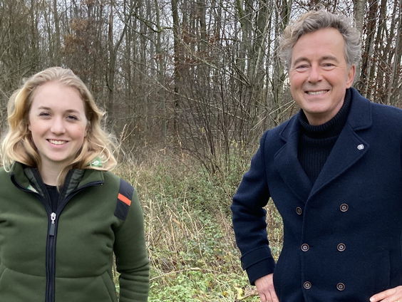 Boswachter Amy Zeeman steunt actie Nederland Plant Bomen