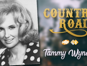 Country Roads - Tammy Wynette