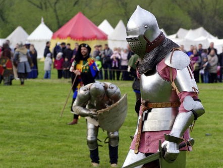 Riddertoernooi op heilige grond