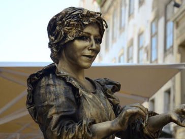 Bertil Meyer doet mee aan het NK Levend Standbeeld