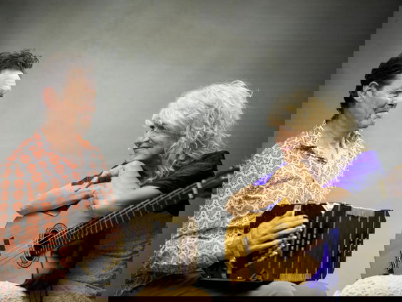 Volgspot Podium: Kind van de maan - Leoni en Carel