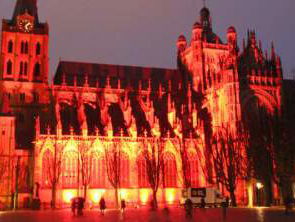 Kerken kleuren woensdag rood