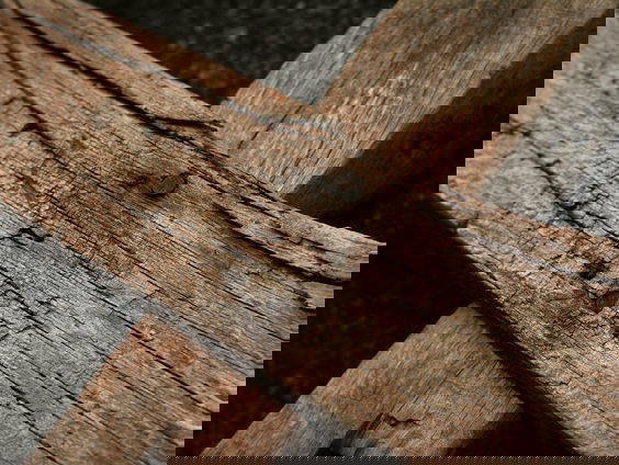 Waarom er overal stukjes kruishout te vinden zijn