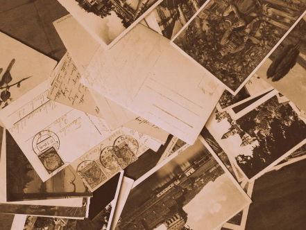 Kerstkaart na ruim halve eeuw alsnog bezorgd